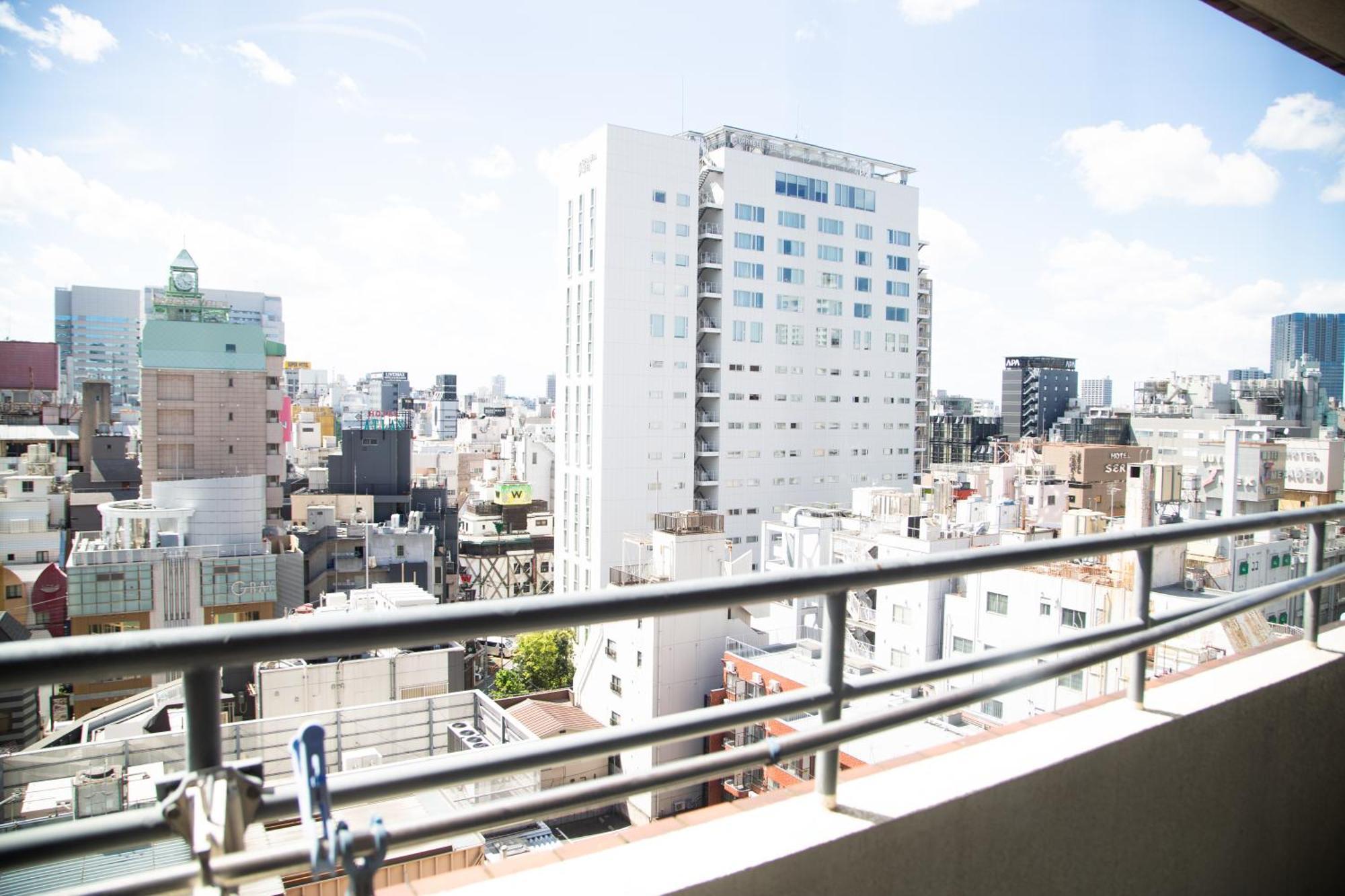 G112新宿最中心 交通枢纽 超级商圈 两室一厅 新宿三丁目车站4分 2 Shinjuku Center 4 Mins To St Max 7p 直达新宿 涉谷 表参道 池袋 上野 代代木 银座 原宿 Apartamento *