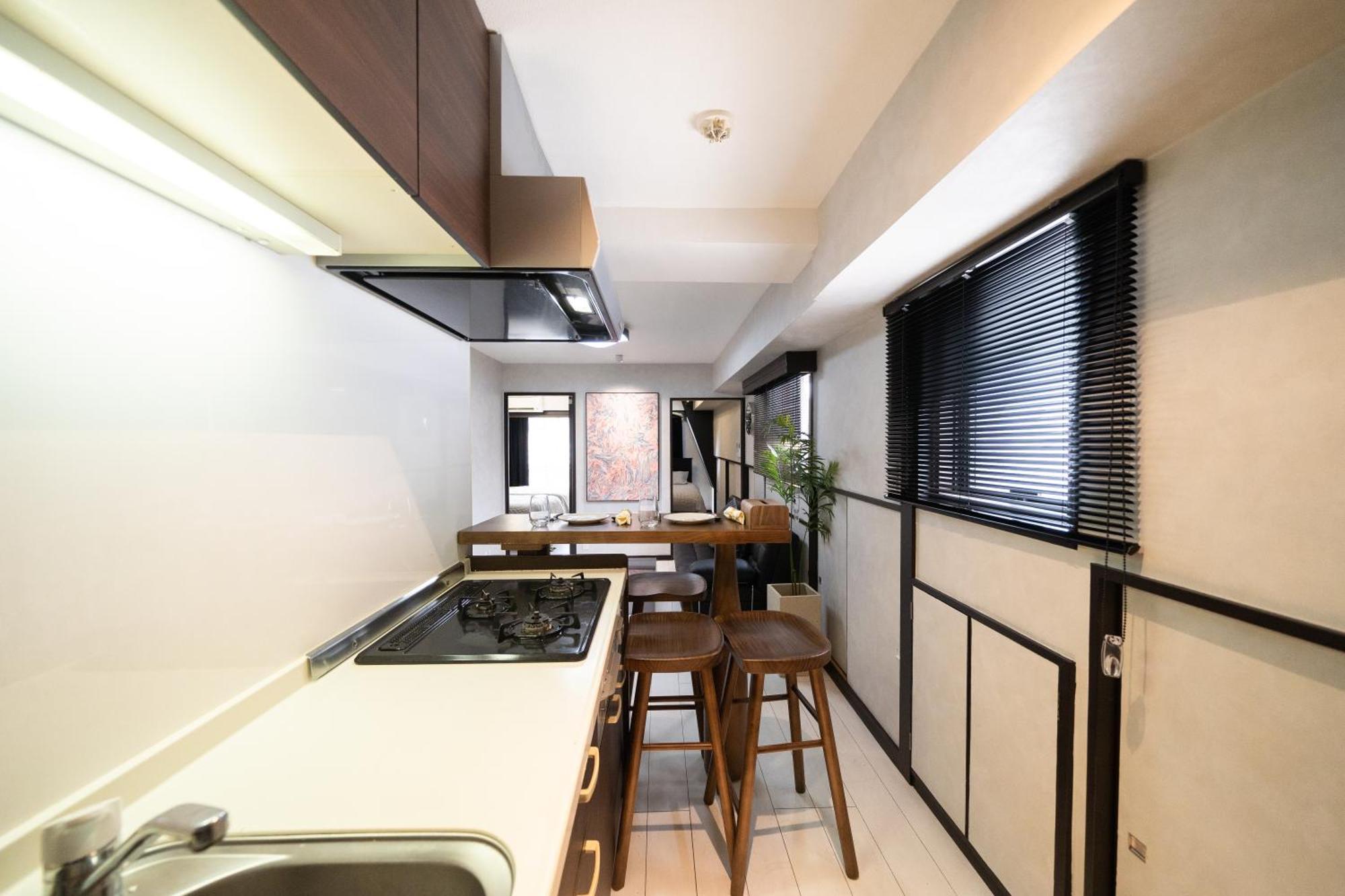Apartamento G112新宿最中心 交通枢纽 超级商圈 两室一厅 新宿三丁目车站4分 2 Shinjuku Center 4 Mins To St Max 7p 直达新宿 涉谷 表参道 池袋 上野 代代木 银座 原宿